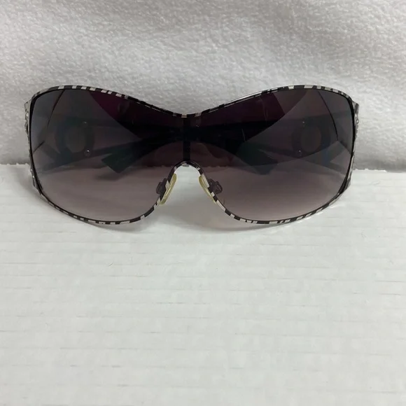 XOXO sunglasses zebra print - Picture 6 of 9